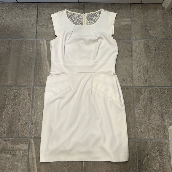 Gianni Bini Dresses & Skirts - White Gianni Bini Midi Dress